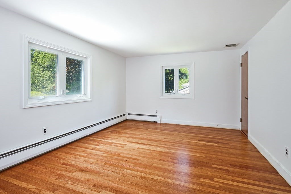 43 Ridgewood Road Milton, MA 02186 - Photo 14 of 32 Gallery Image 14