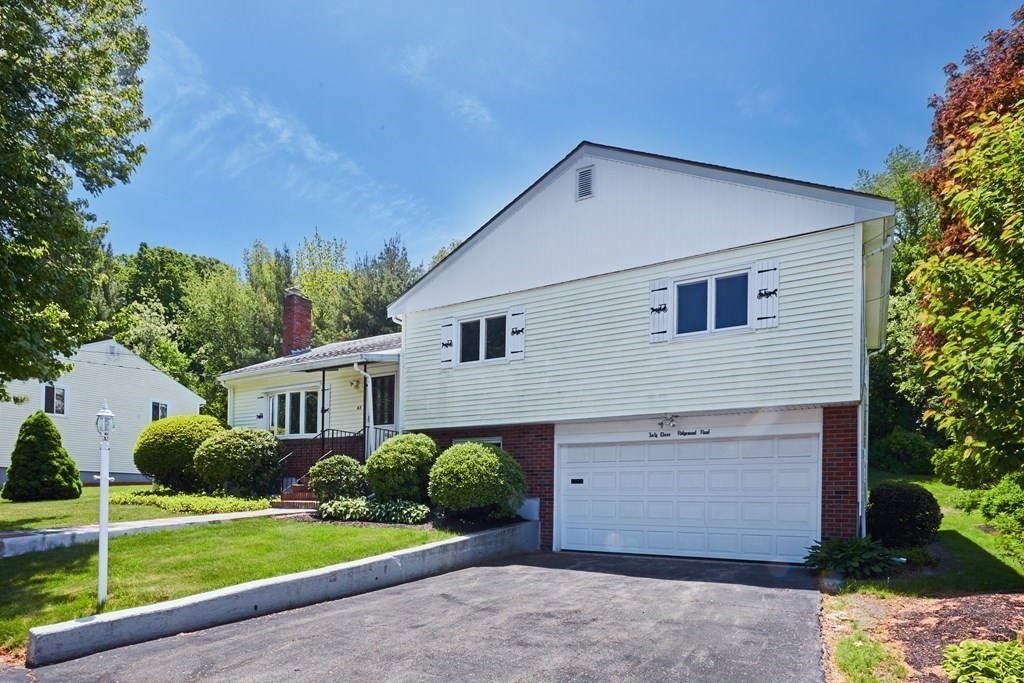 43 Ridgewood Road Milton, MA 02186 - Photo 2 of 32 Gallery Image 2