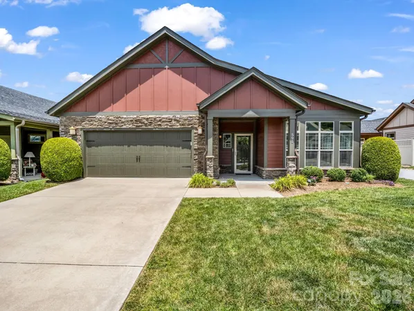 $495,000 | 595 Summerfield Place, Flat Rock, NC 28731