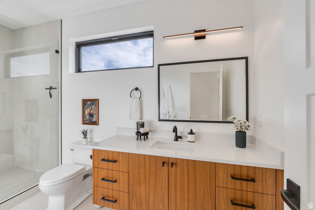 3918 South Mapleton Ests Drive Mapleton, UT 84664 - Photo 58 of 103 Full bath with vanity and a shower stall