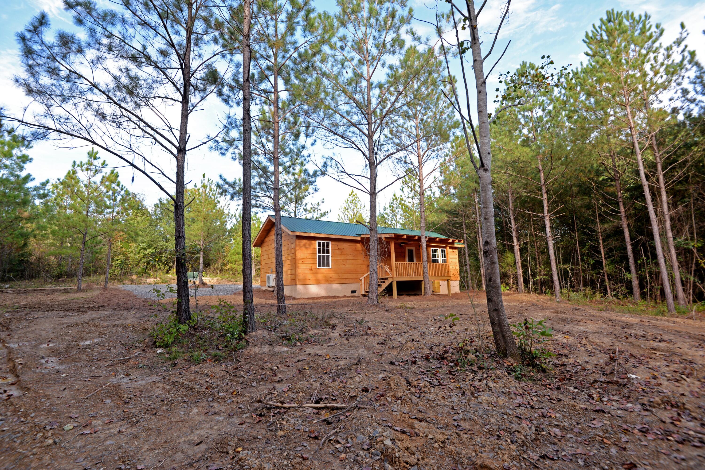 165 Mull Road Benton, TN 37307 - Photo 1 of 26 Front from left (far) (med)