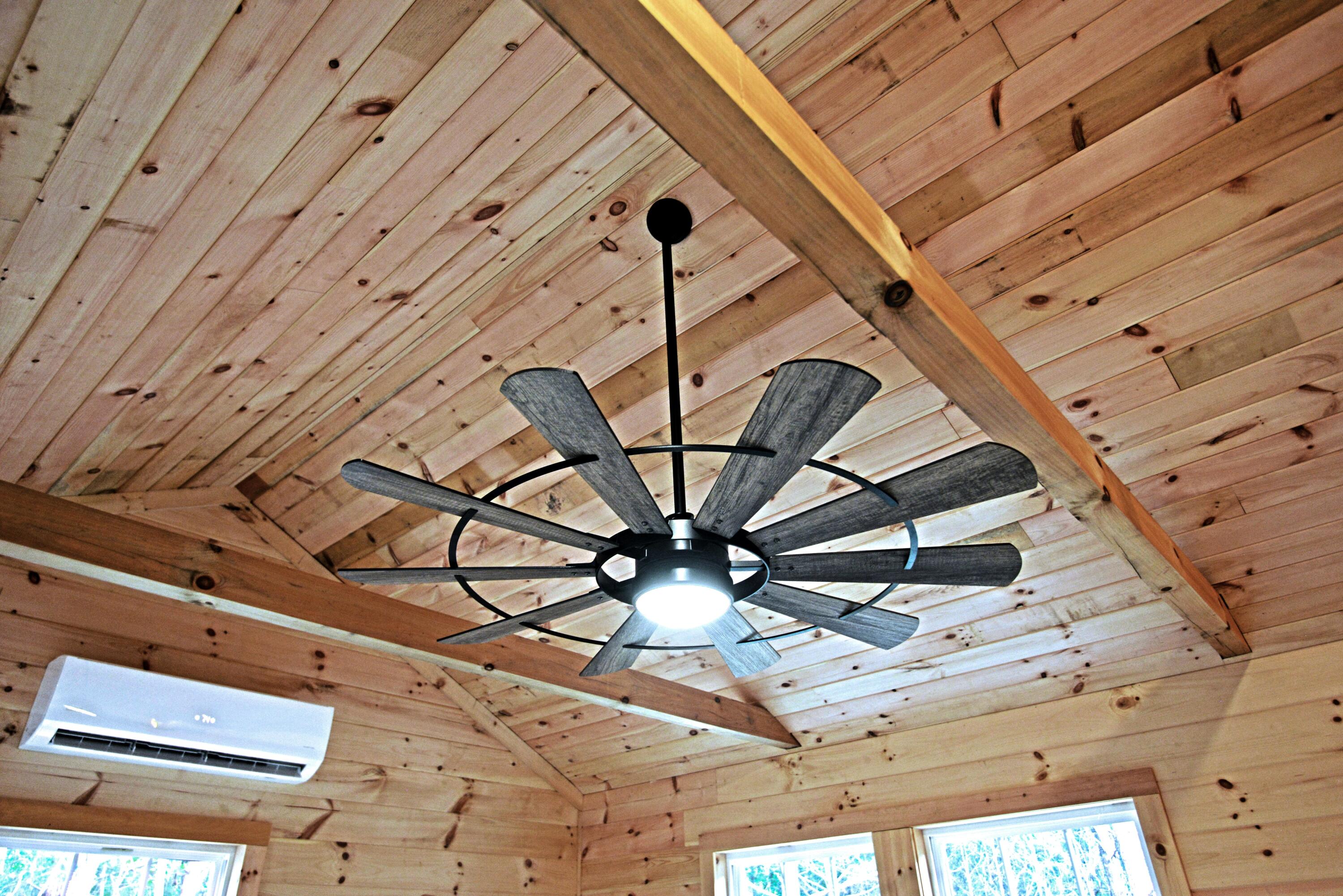 165 Mull Road Benton, TN 37307 - Photo 14 of 26 LR fan (med)
