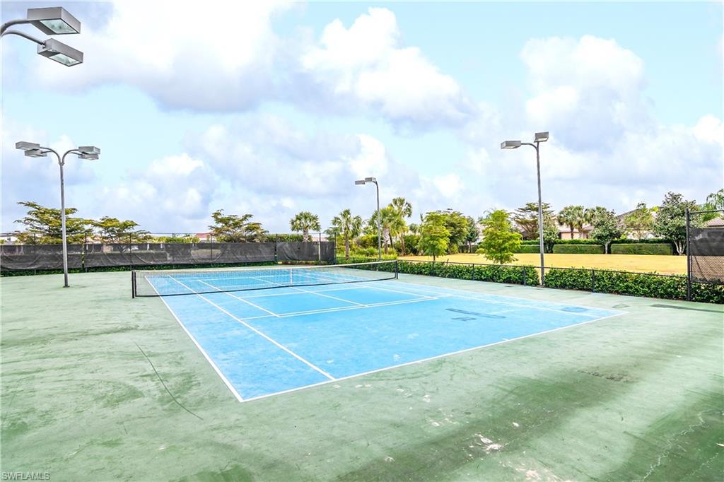 2754 Citrus Street Naples, FL 34120 - Photo 25 of 34 a view of a basket ball ground