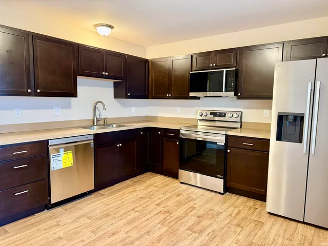 $189,900 | 719 Wedeking Avenue, Evansville, IN 47711