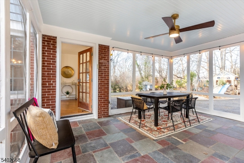 47 Oakland Road Maplewood, NJ 07040 - Photo 18 of 41