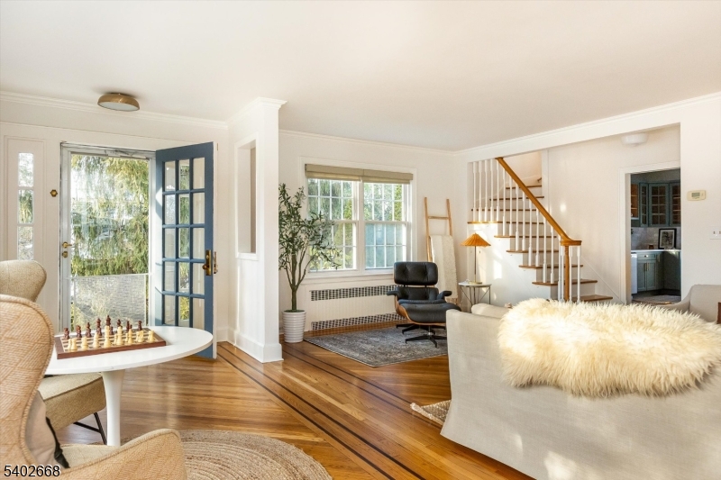 47 Oakland Road Maplewood, NJ 07040 - Photo 2 of 41