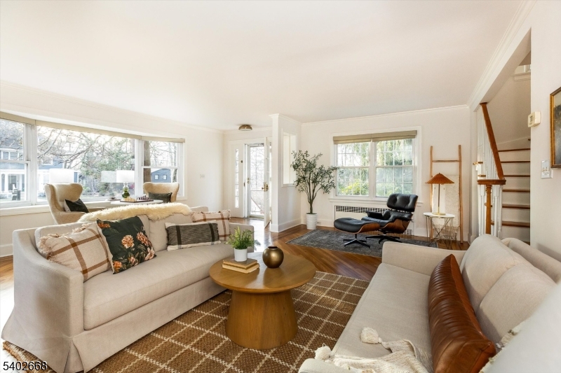 47 Oakland Road Maplewood, NJ 07040 - Photo 8 of 41