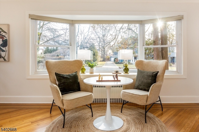 47 Oakland Road Maplewood, NJ 07040 - Photo 10 of 41