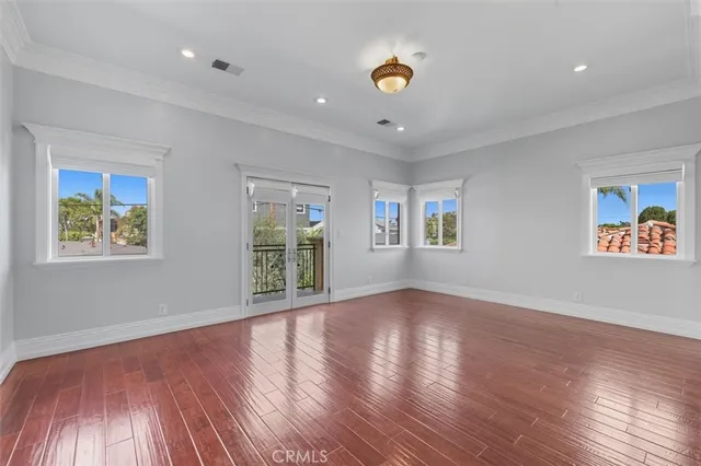 $11,400 | 439 Catalina Drive, Newport Beach, CA 92663