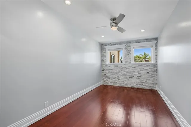 $11,400 | 439 Catalina Drive, Newport Beach, CA 92663