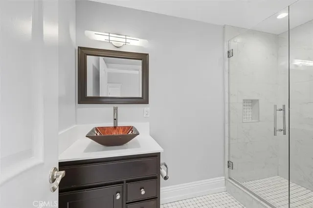 $11,400 | 439 Catalina Drive, Newport Beach, CA 92663