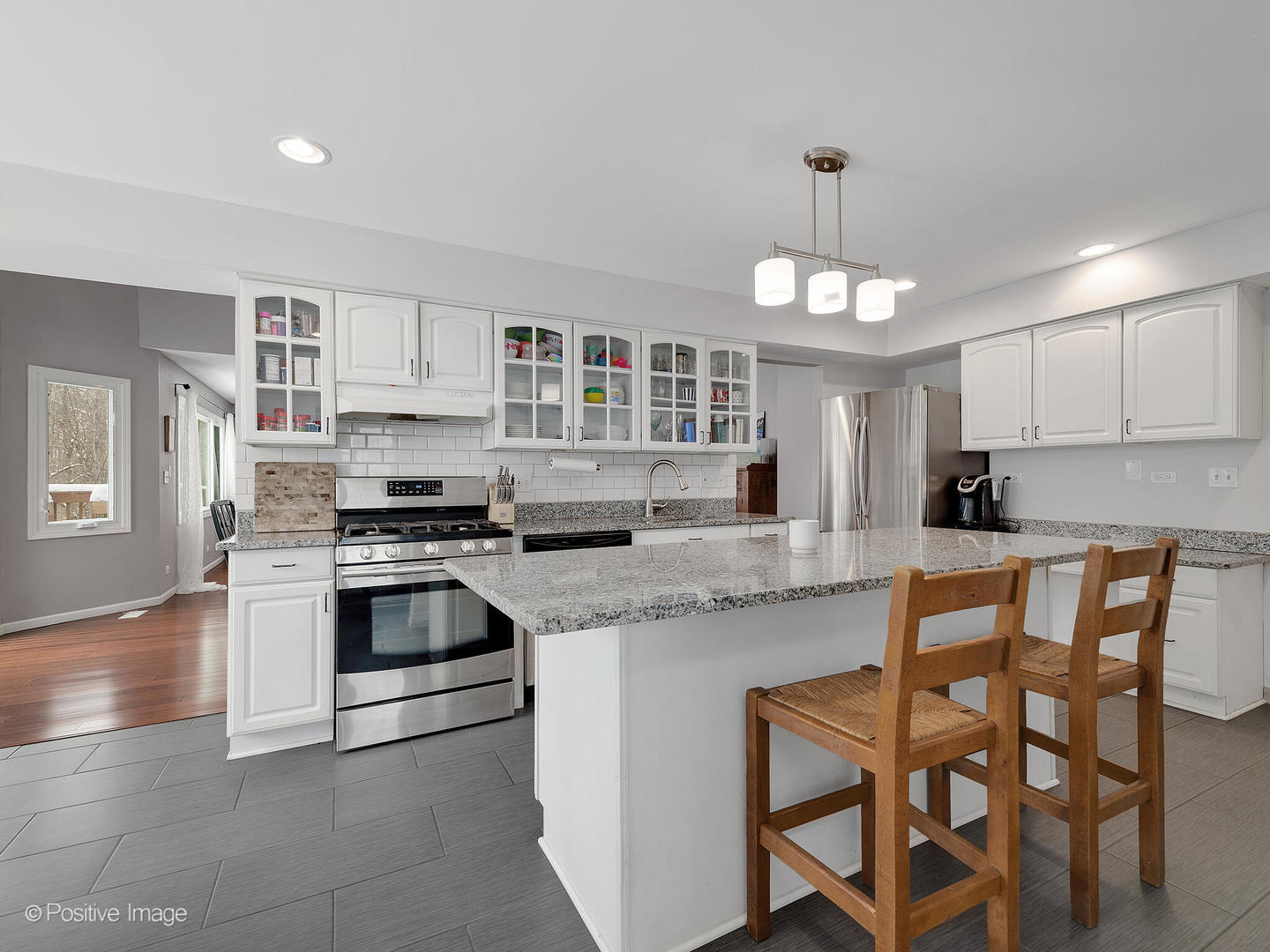 11 Roanoke Court Bolingbrook, IL 60440 - Photo 2 of 29