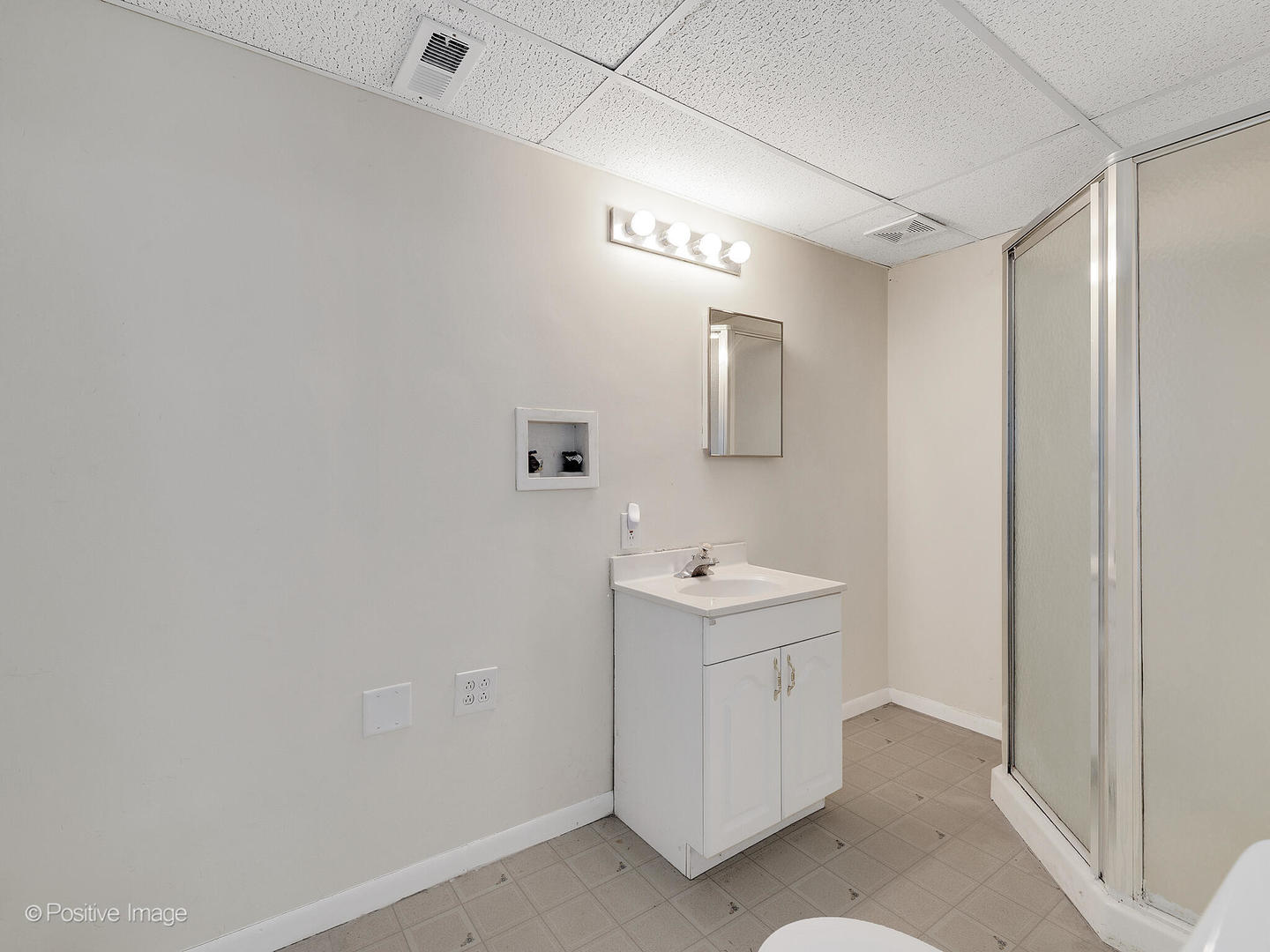 11 Roanoke Court Bolingbrook, IL 60440 - Photo 24 of 29