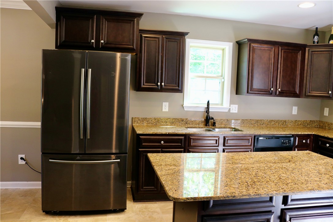 12123 Friendship Loop Drive Seneca, SC 29678 - Photo 16 of 39 Gallery Image 16