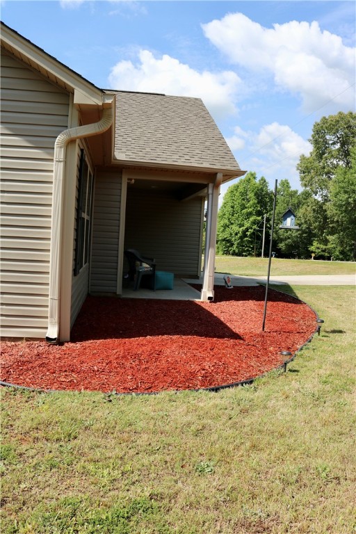 12123 Friendship Loop Drive Seneca, SC 29678 - Photo 6 of 39 Gallery Image 6