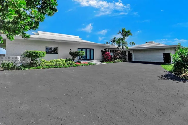 $38,500 | 9101 North Bayshore Drive, Miami, FL 33138