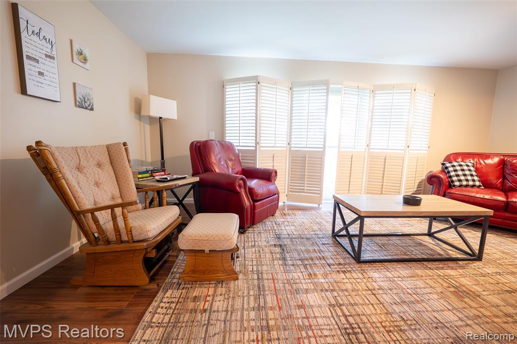 804 Oak Brook Ridge Drive, Unit 149 Rochester Hills, MI 48307 - Photo 10 of 49