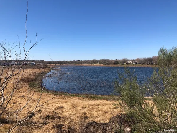 $84,250 | 516-lot 7) Cr 6843, Lytle, TX 78052