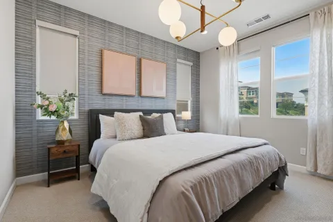 $879,000 | 1232 Sunrise View, Unit 105, San Marcos, CA 92078