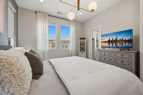 $879,000 | 1232 Sunrise View, Unit 105, San Marcos, CA 92078