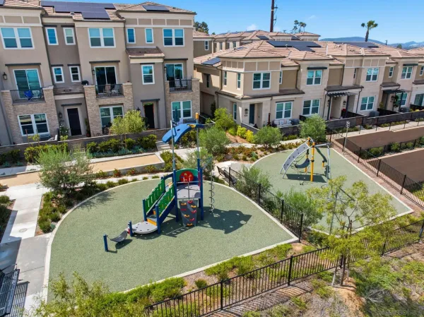 $899,000 | 1232 Sunrise View, Unit 105, San Marcos, CA 92078