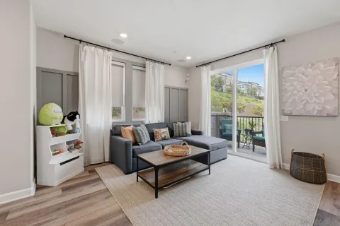 $879,000 | 1232 Sunrise View, Unit 105, San Marcos, CA 92078