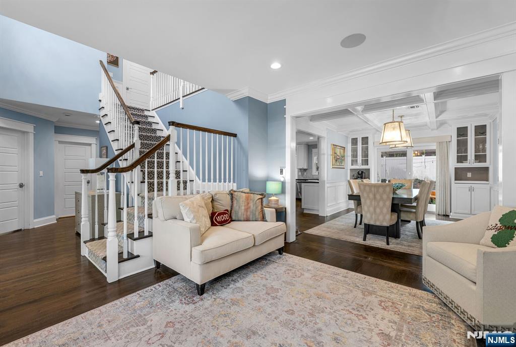 159 Hampton Place Ridgewood, NJ 07450 - Photo 11 of 50