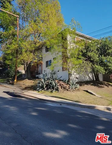 $999,000 | 3514 Kinney Street, Los Angeles, CA 90065