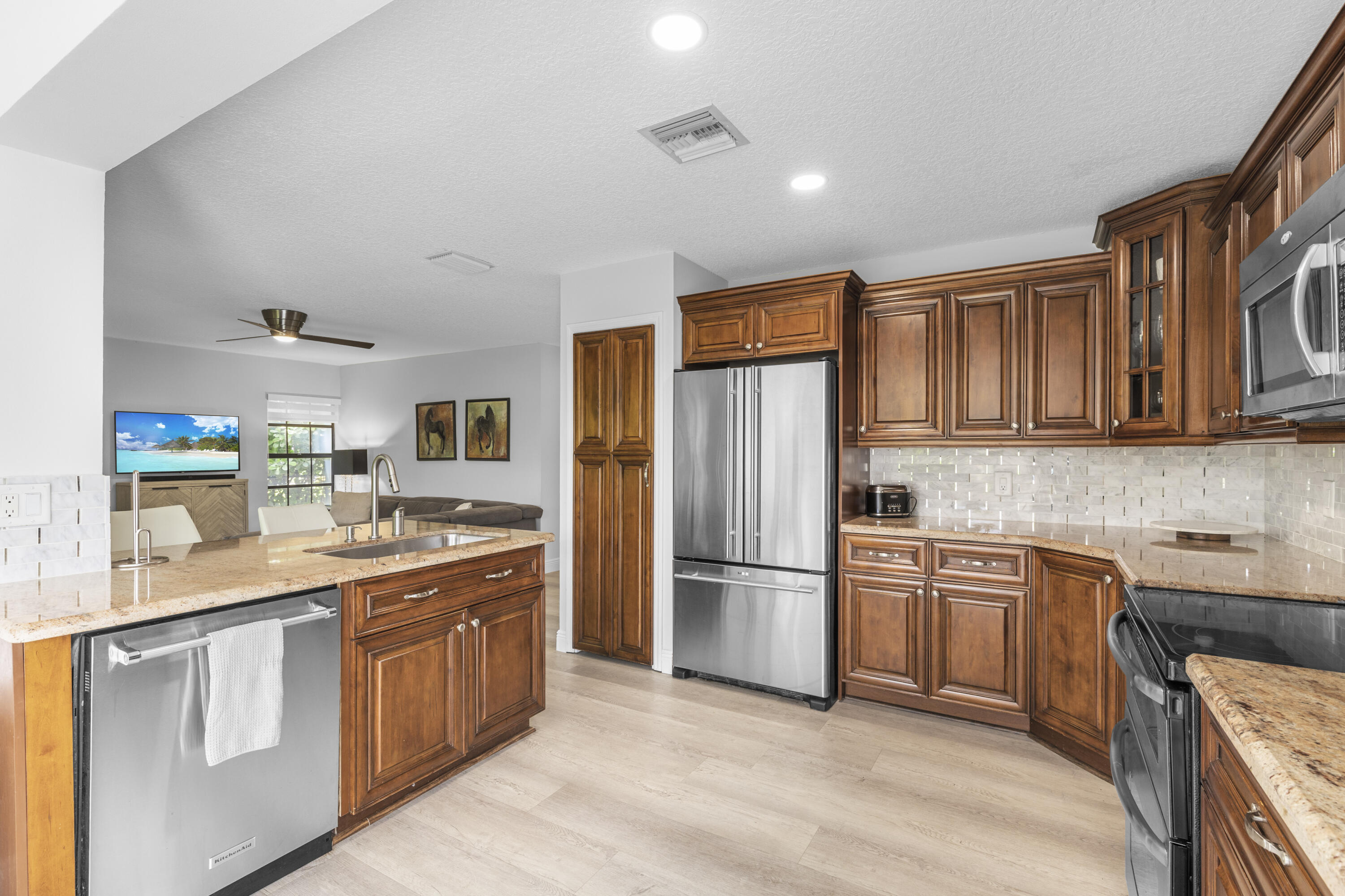 12715 Kingsway Road Wellington, FL 33414 - Photo 26 of 56 R6II1255