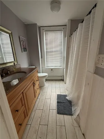 $4,500 | 5 Ann Street, Unit 2, Newport, RI 02840