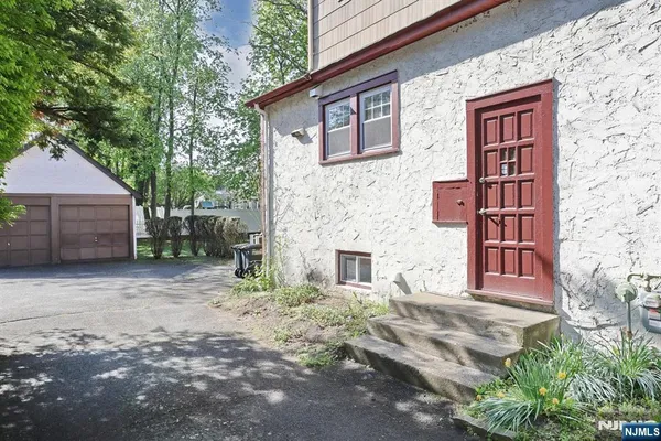 $5,100 | 191 Hardenburgh Avenue, Demarest, NJ 07627