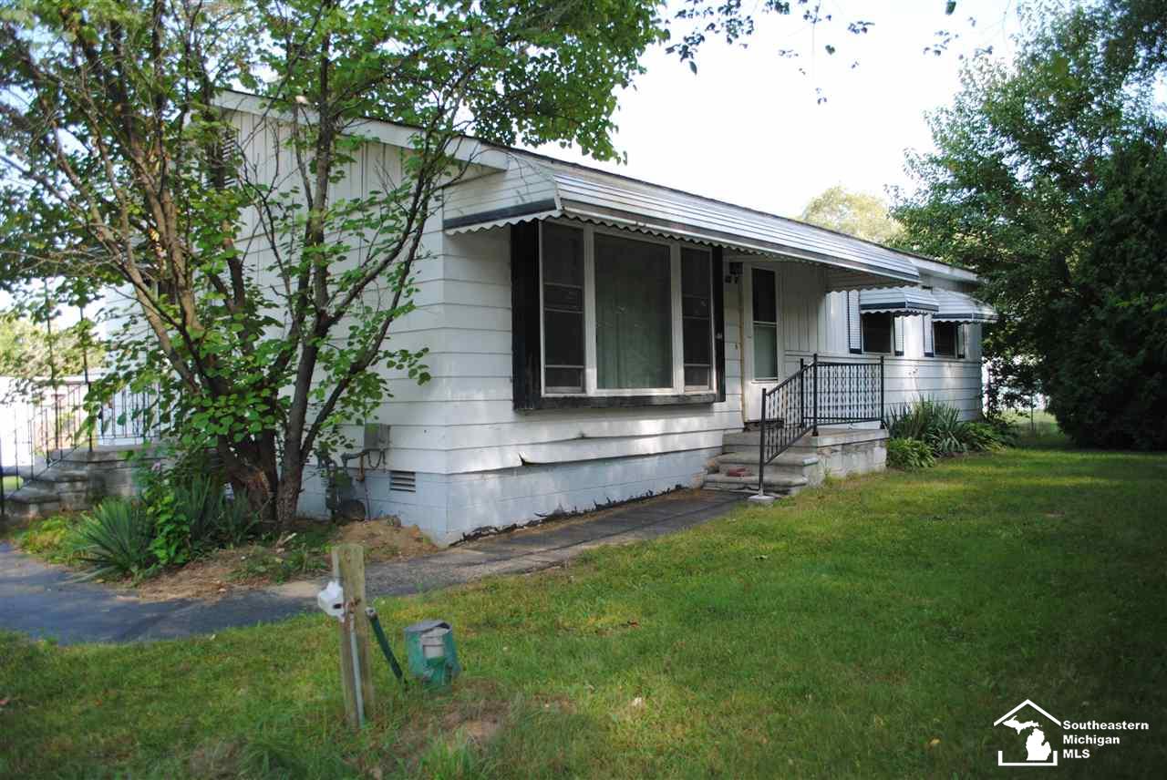 1910 Stewart Road Monroe, MI 48162 - Photo 1 of 46 50055372.JPG