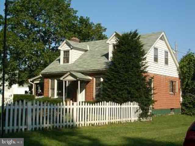 38 Oneida Road Camp Hill, PA 17011 - Photo 2 of 9 Gallery Image 2