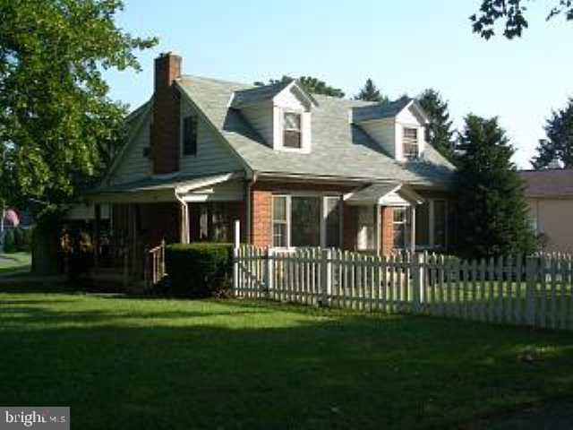 38 Oneida Road Camp Hill, PA 17011 - Photo 4 of 9 Gallery Image 4