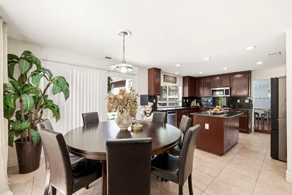 $825,000 | 2053 Raven Street, Tracy, CA 95376