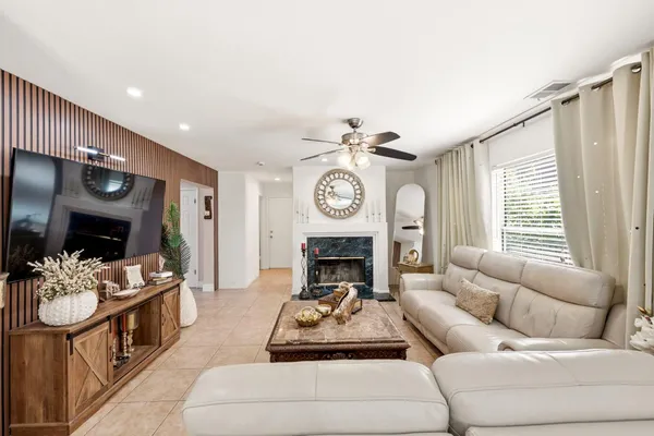 $825,000 | 2053 Raven Street, Tracy, CA 95376