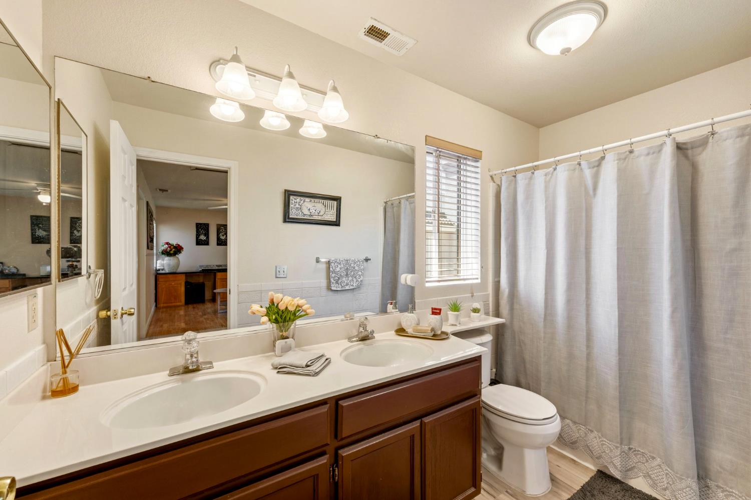 2053 Raven Street Tracy, CA 95376 - Photo 25 of 43