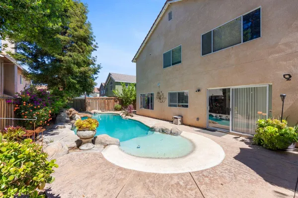 $825,000 | 2053 Raven Street, Tracy, CA 95376