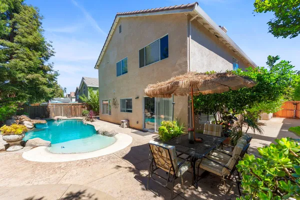 $825,000 | 2053 Raven Street, Tracy, CA 95376