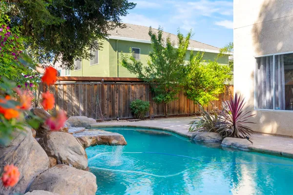 $825,000 | 2053 Raven Street, Tracy, CA 95376