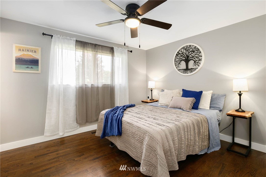 11074 Southeast 181st Street Renton, WA 98055 - Photo 15 of 24 Gallery Image 15