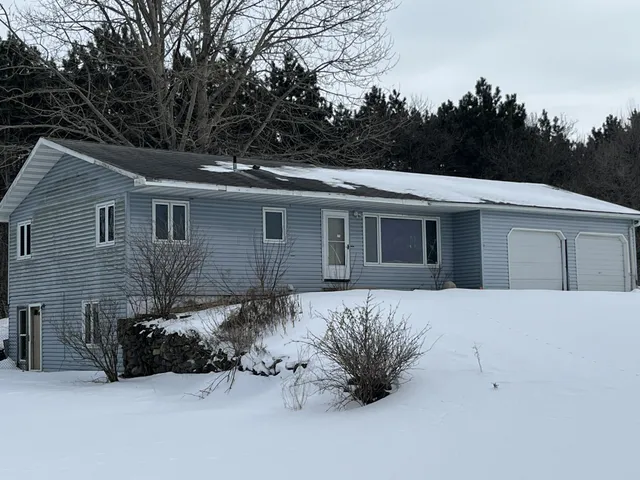 $199,900 | 1458 Lenards Street, St. Croix Falls, WI 54024