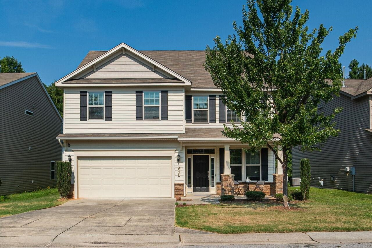 2526 Shepherd Valley Street Raleigh, NC 27610 - Photo 3 of 33 Photo 3
