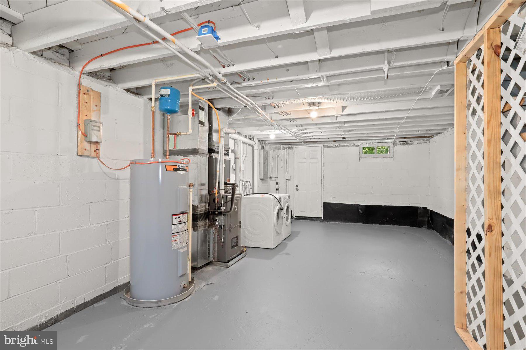 1044 Ellicott Driveway Baltimore, MD 21216 - Photo 16 of 26 a view of a storage room