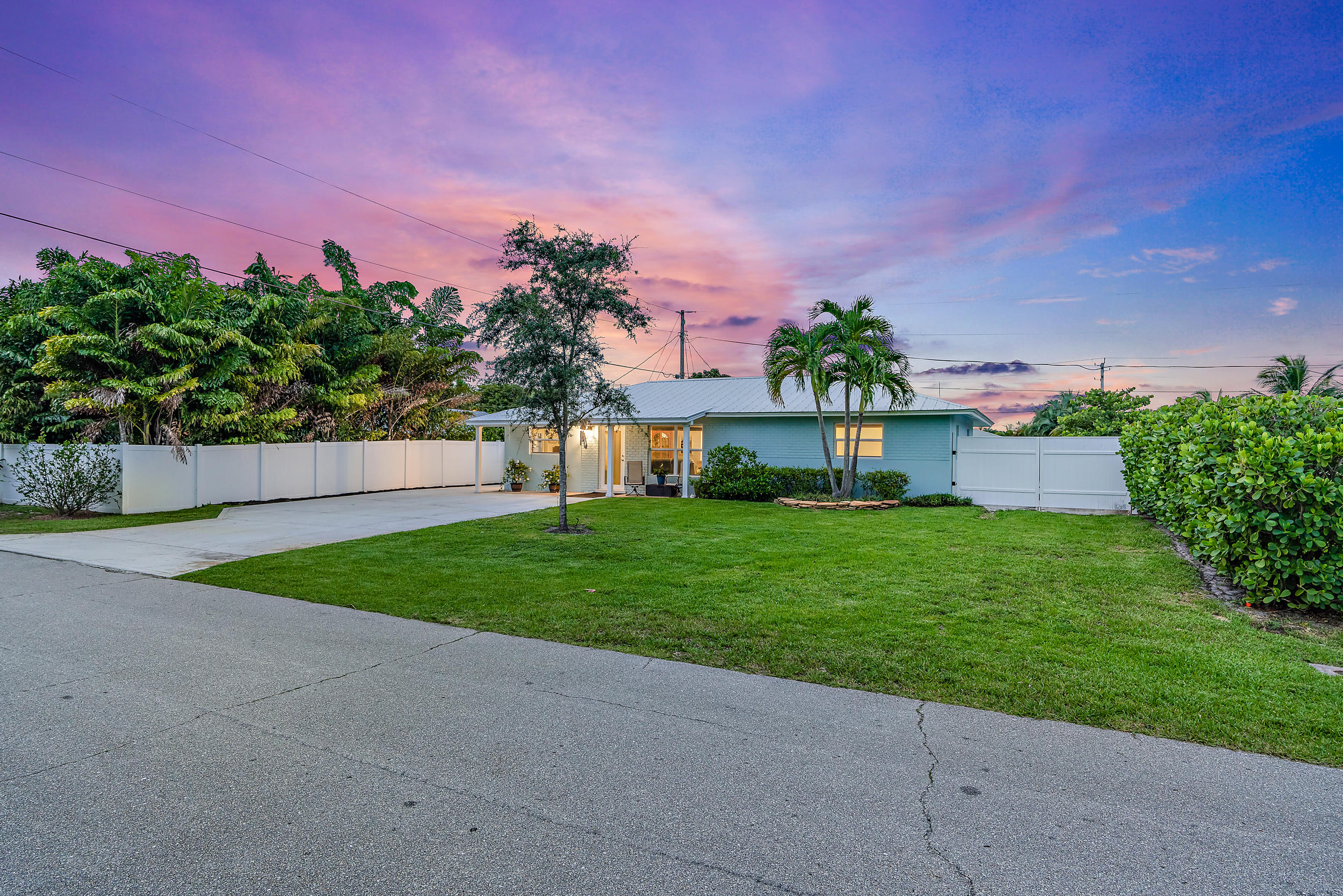 5 Windsor Road East Jupiter, FL 33469 - Photo 4 of 27 Twilights 5 Windsor Rd E-13