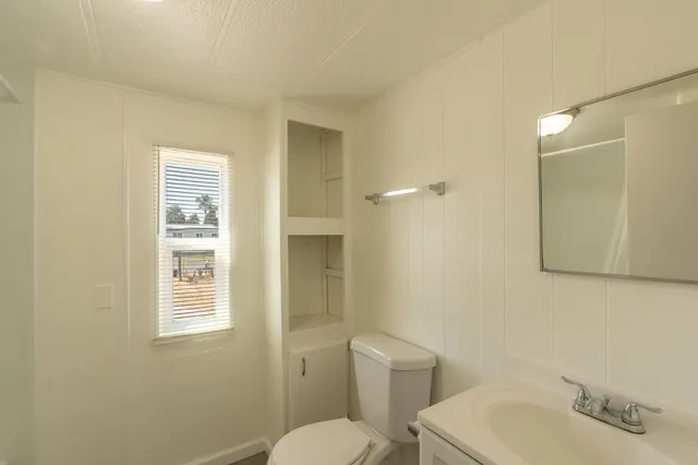 a close view of a bathtub in a bathroom