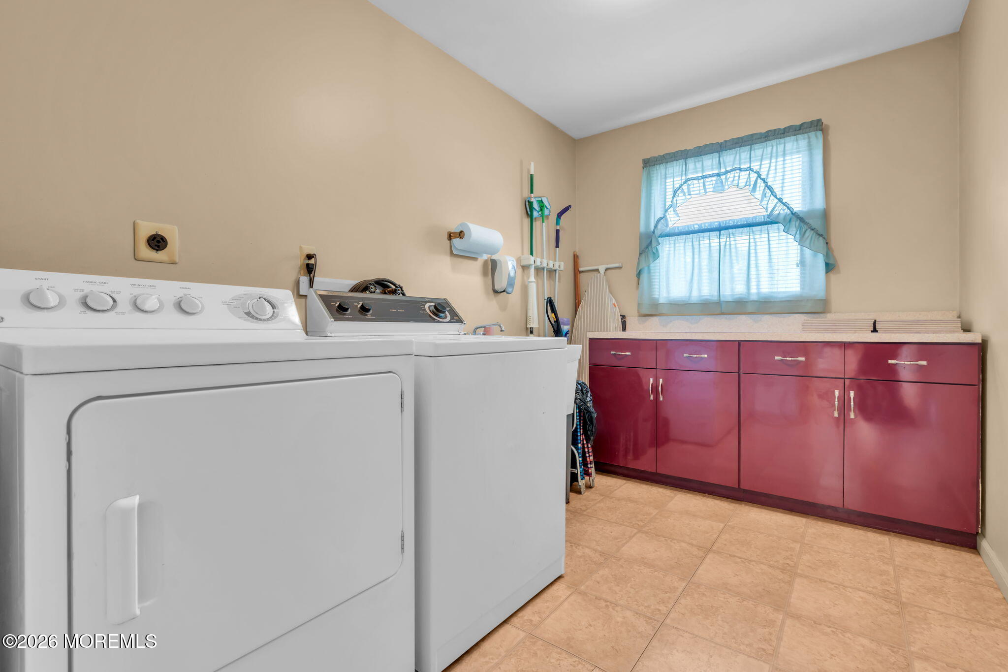 440 Pfister Road Jackson, NJ 08527 - Photo 31 of 45 LAUNDRY ROOM