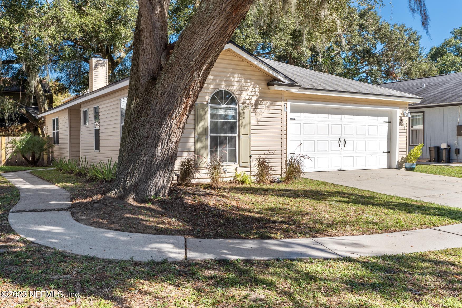 941 Gavagan Road Jacksonville, FL 32233 - Photo 2 of 24 Front