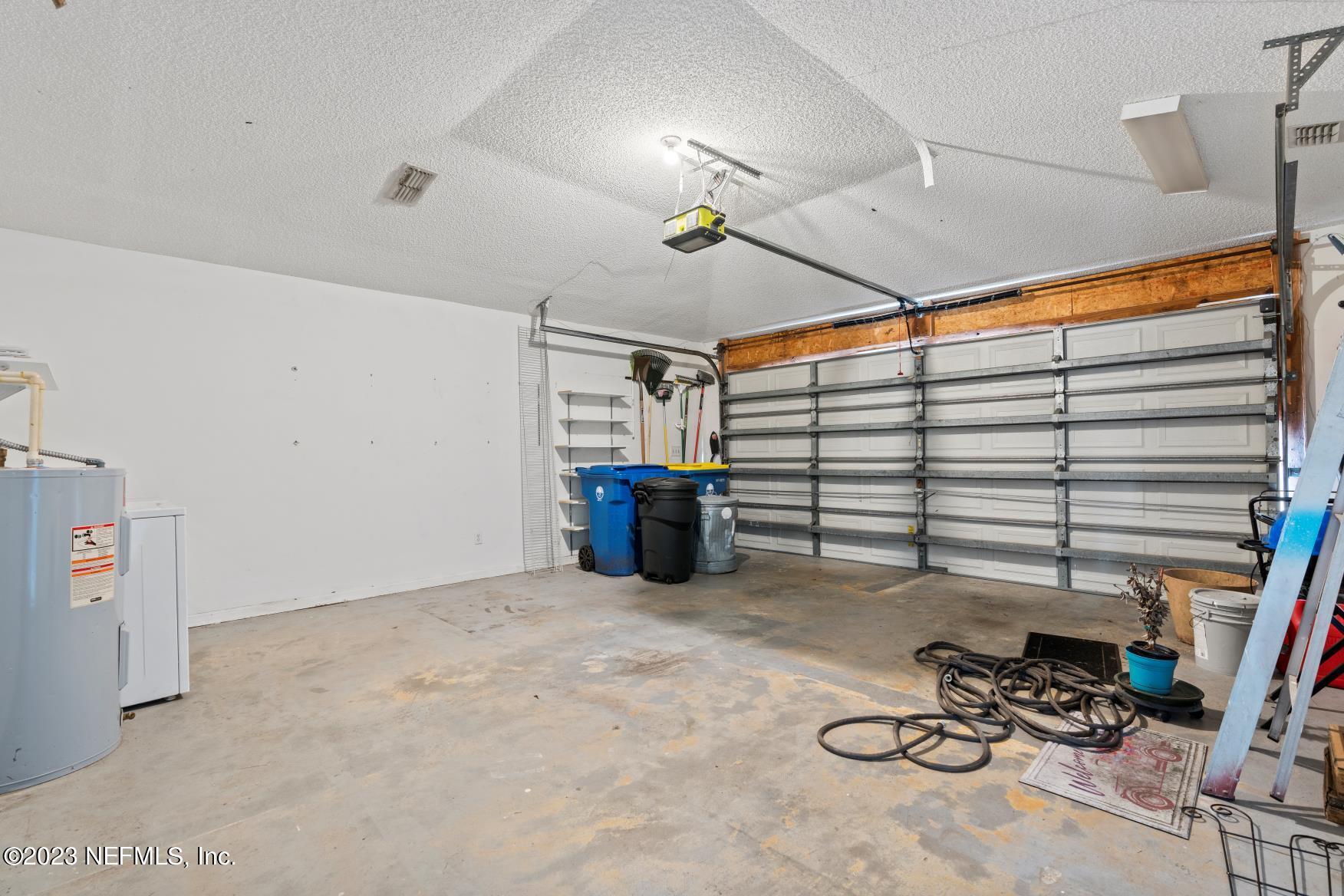 941 Gavagan Road Jacksonville, FL 32233 - Photo 22 of 24 Garage