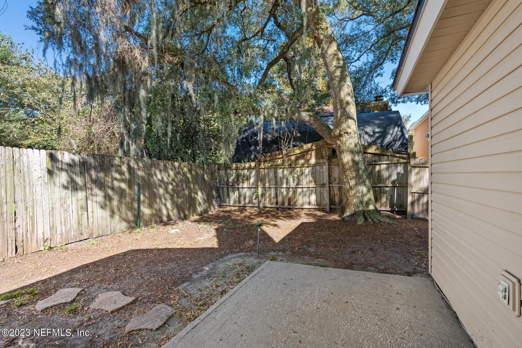 941 Gavagan Road Jacksonville, FL 32233 - Photo 23 of 24 Backyard